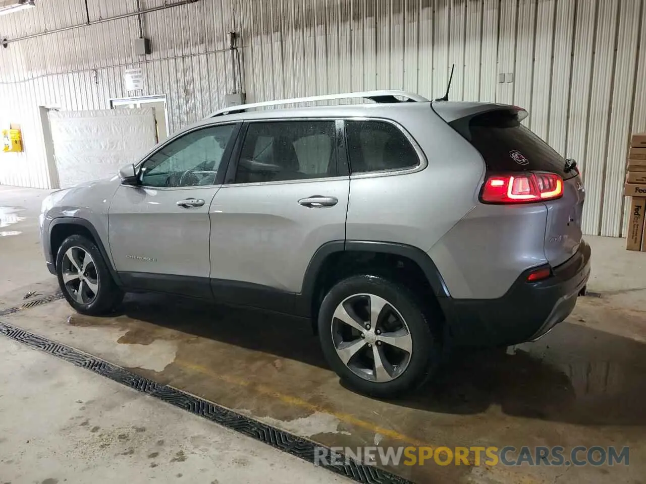 2 Photograph of a damaged car 1C4PJMDX1KD329862 JEEP GRAND CHER 2019