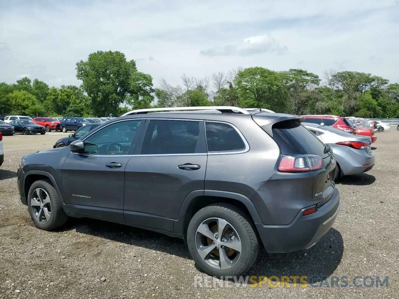 2 Photograph of a damaged car 1C4PJMDX1KD331241 JEEP GRAND CHER 2019
