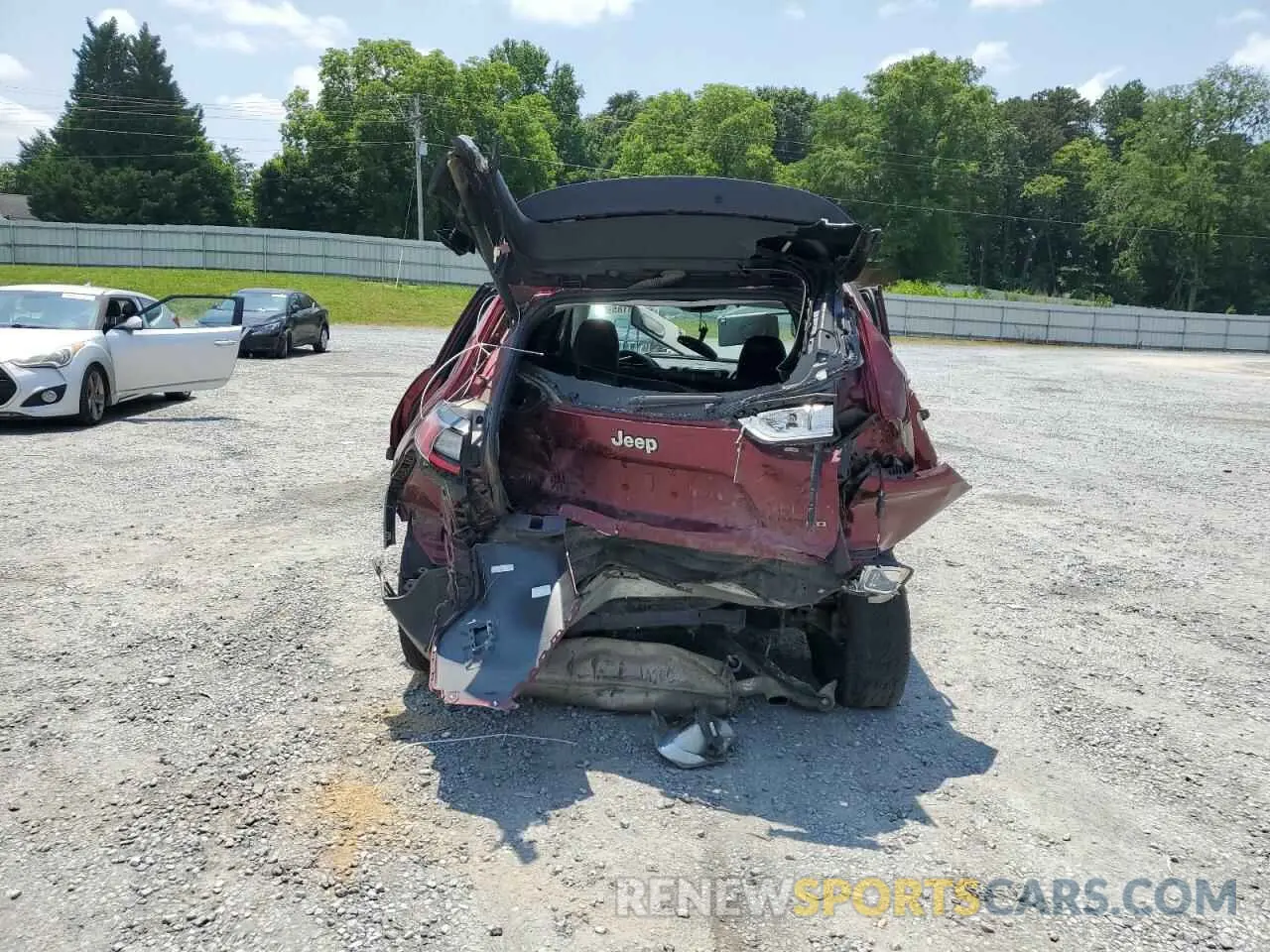6 Photograph of a damaged car 1C4PJMDX1KD345303 JEEP GRAND CHER 2019