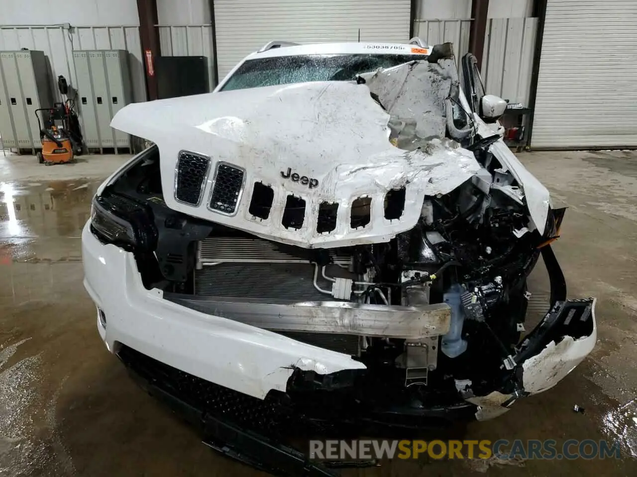 5 Photograph of a damaged car 1C4PJMDX1KD441190 JEEP GRAND CHER 2019