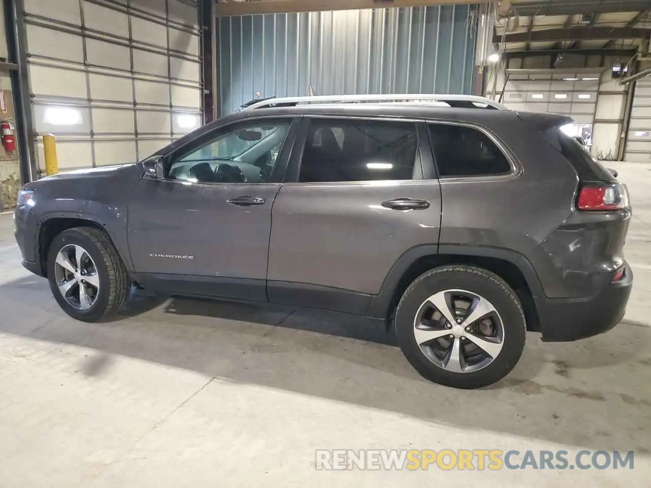 2 Photograph of a damaged car 1C4PJMDX2KD137463 JEEP GRAND CHER 2019