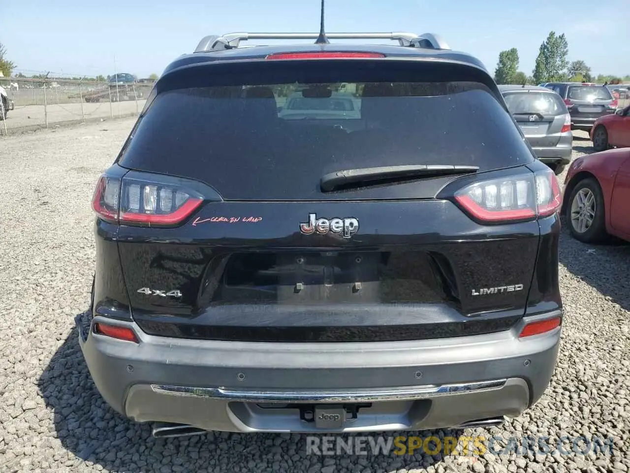 6 Photograph of a damaged car 1C4PJMDX2KD140556 JEEP GRAND CHER 2019