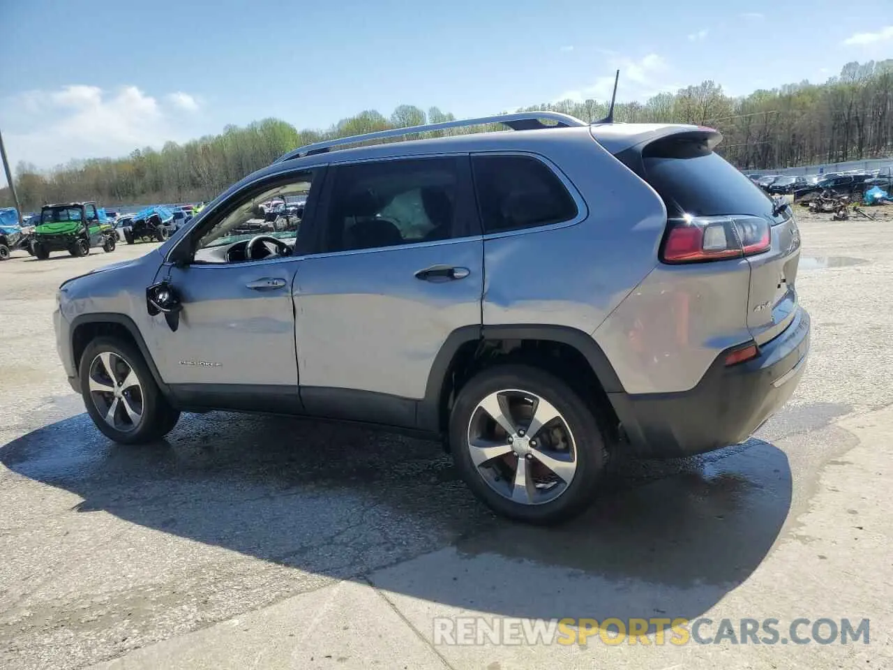 2 Photograph of a damaged car 1C4PJMDX2KD334472 JEEP GRAND CHER 2019
