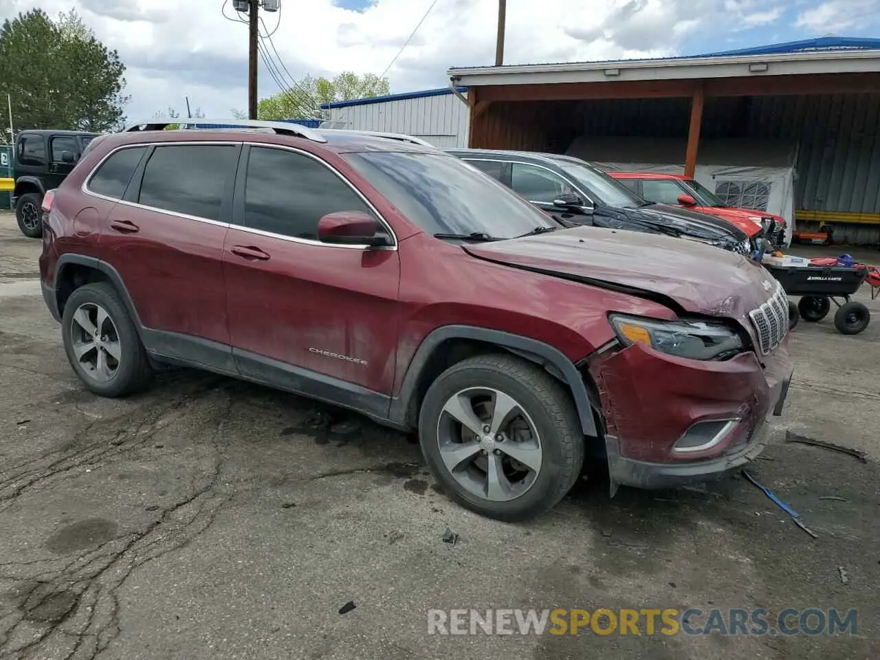 4 Photograph of a damaged car 1C4PJMDX2KD351644 JEEP GRAND CHER 2019