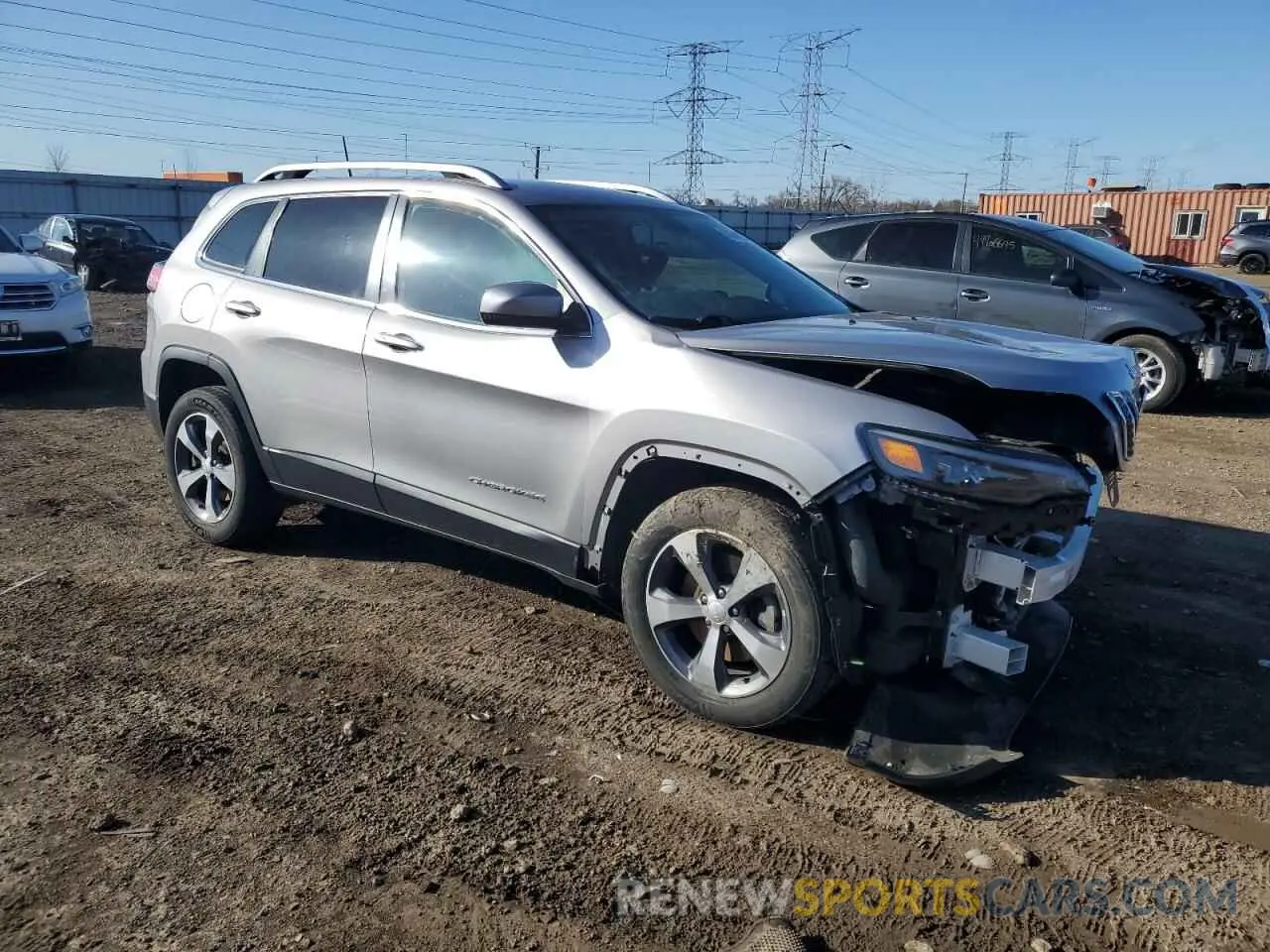 4 Photograph of a damaged car 1C4PJMDX2KD383123 JEEP GRAND CHER 2019
