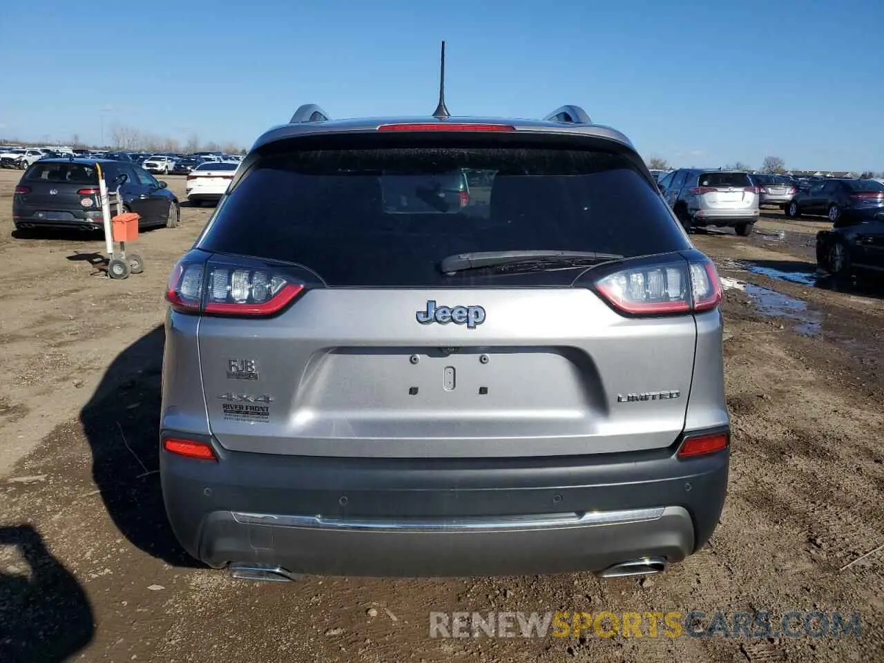 6 Photograph of a damaged car 1C4PJMDX2KD383123 JEEP GRAND CHER 2019