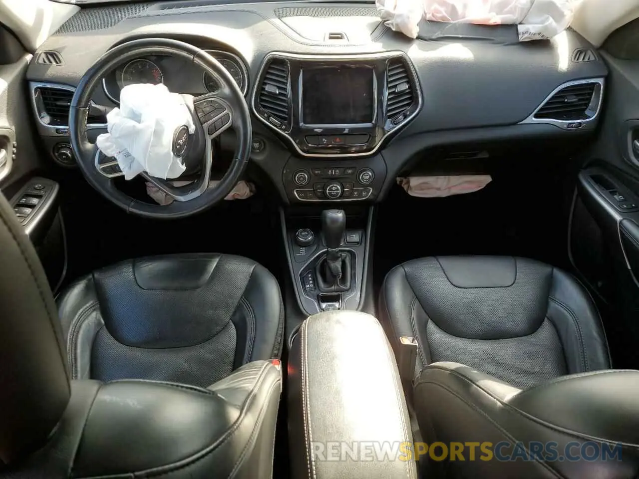 8 Photograph of a damaged car 1C4PJMDX3KD188941 JEEP GRAND CHER 2019