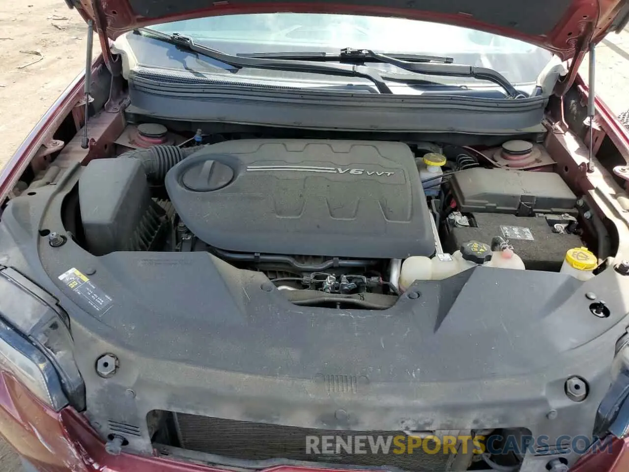 14 Photograph of a damaged car 1C4PJMDX3KD305174 JEEP GRAND CHER 2019