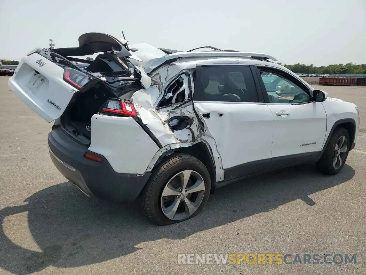 3 Photograph of a damaged car 1C4PJMDX3KD321486 JEEP GRAND CHER 2019