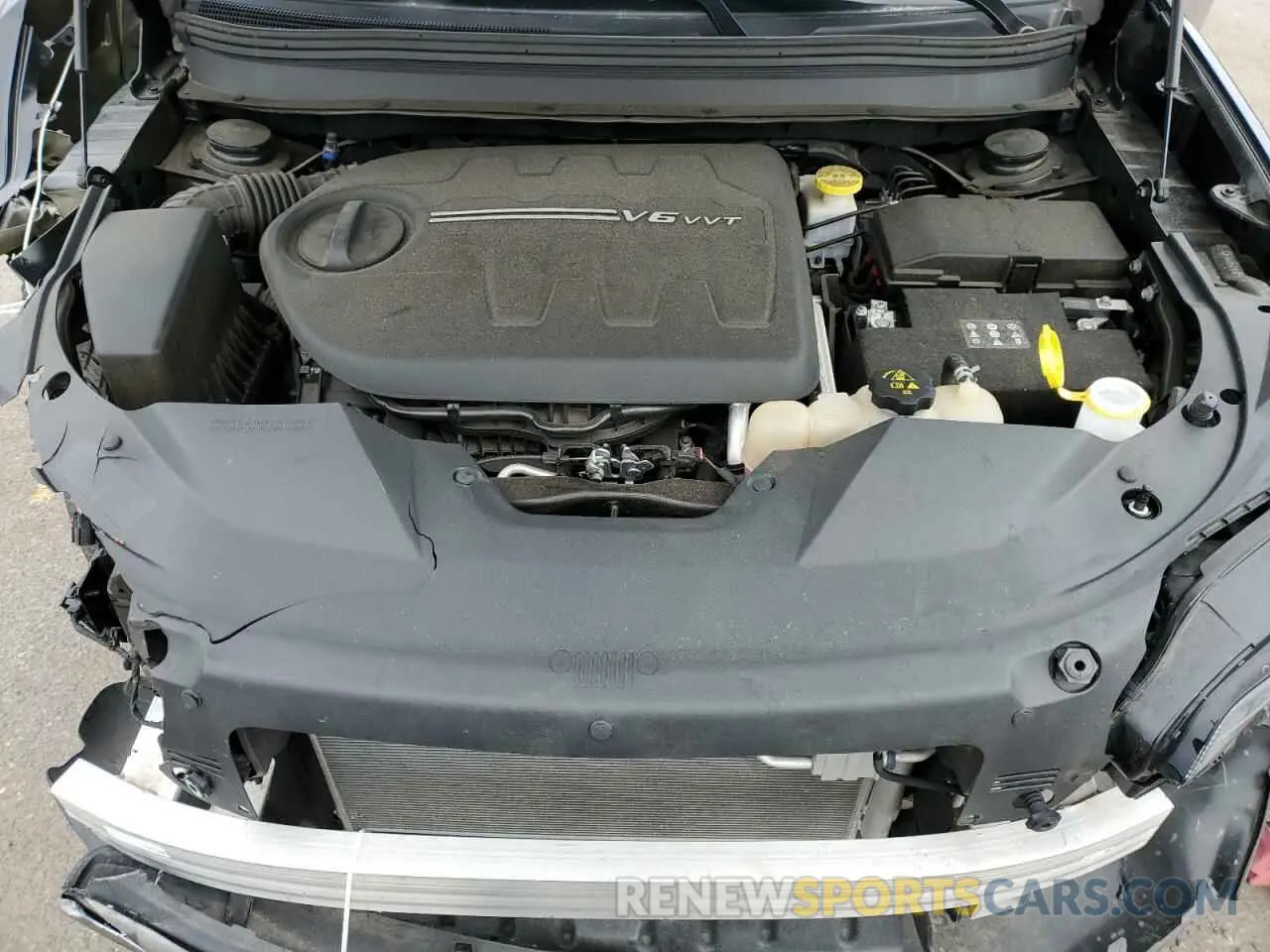 12 Photograph of a damaged car 1C4PJMDX3KD400432 JEEP GRAND CHER 2019