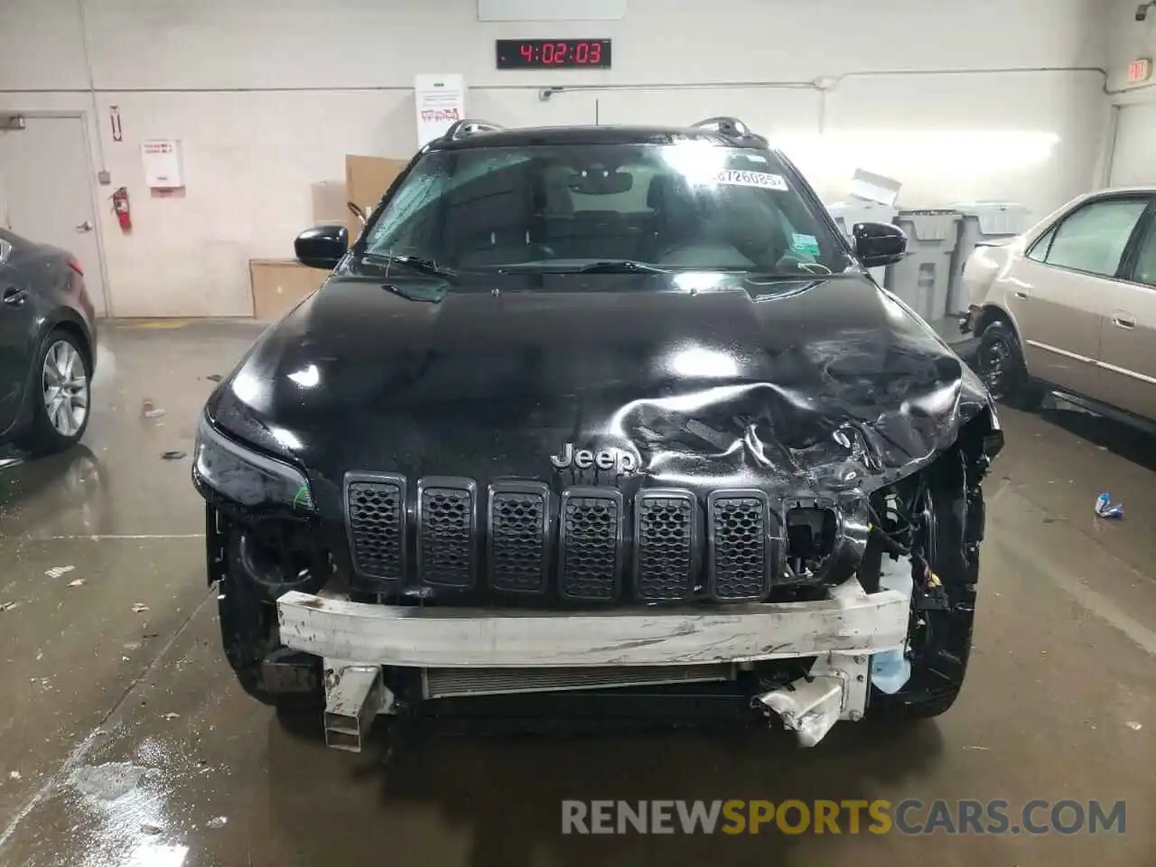 5 Photograph of a damaged car 1C4PJMDX3KD432975 JEEP GRAND CHER 2019