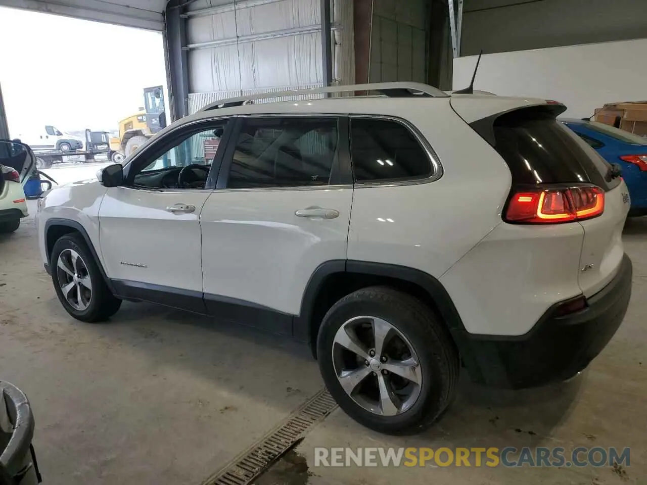 2 Photograph of a damaged car 1C4PJMDX4KD119143 JEEP GRAND CHER 2019