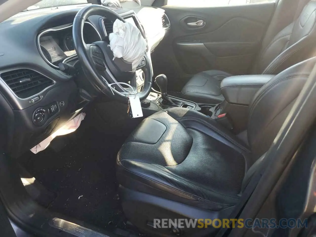 7 Photograph of a damaged car 1C4PJMDX4KD133124 JEEP GRAND CHER 2019