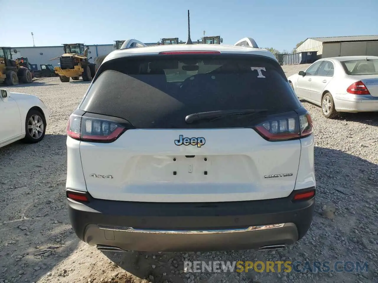 6 Photograph of a damaged car 1C4PJMDX4KD356442 JEEP GRAND CHER 2019