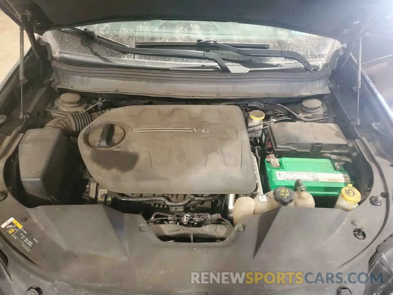 12 Photograph of a damaged car 1C4PJMDX4KD472952 JEEP GRAND CHER 2019