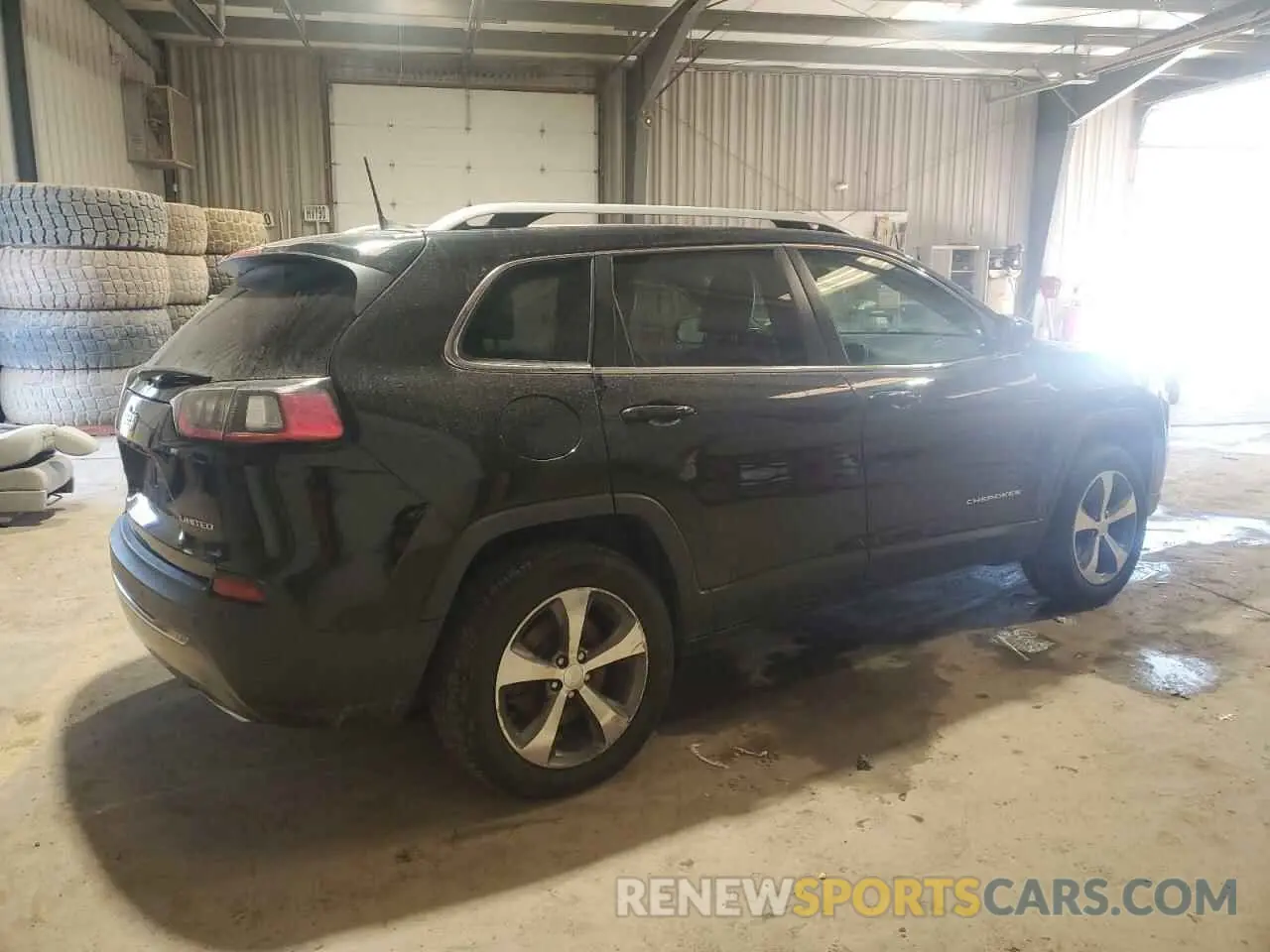 3 Photograph of a damaged car 1C4PJMDX4KD472952 JEEP GRAND CHER 2019