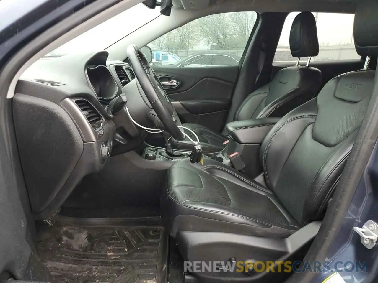 7 Photograph of a damaged car 1C4PJMDX5KD369278 JEEP GRAND CHER 2019