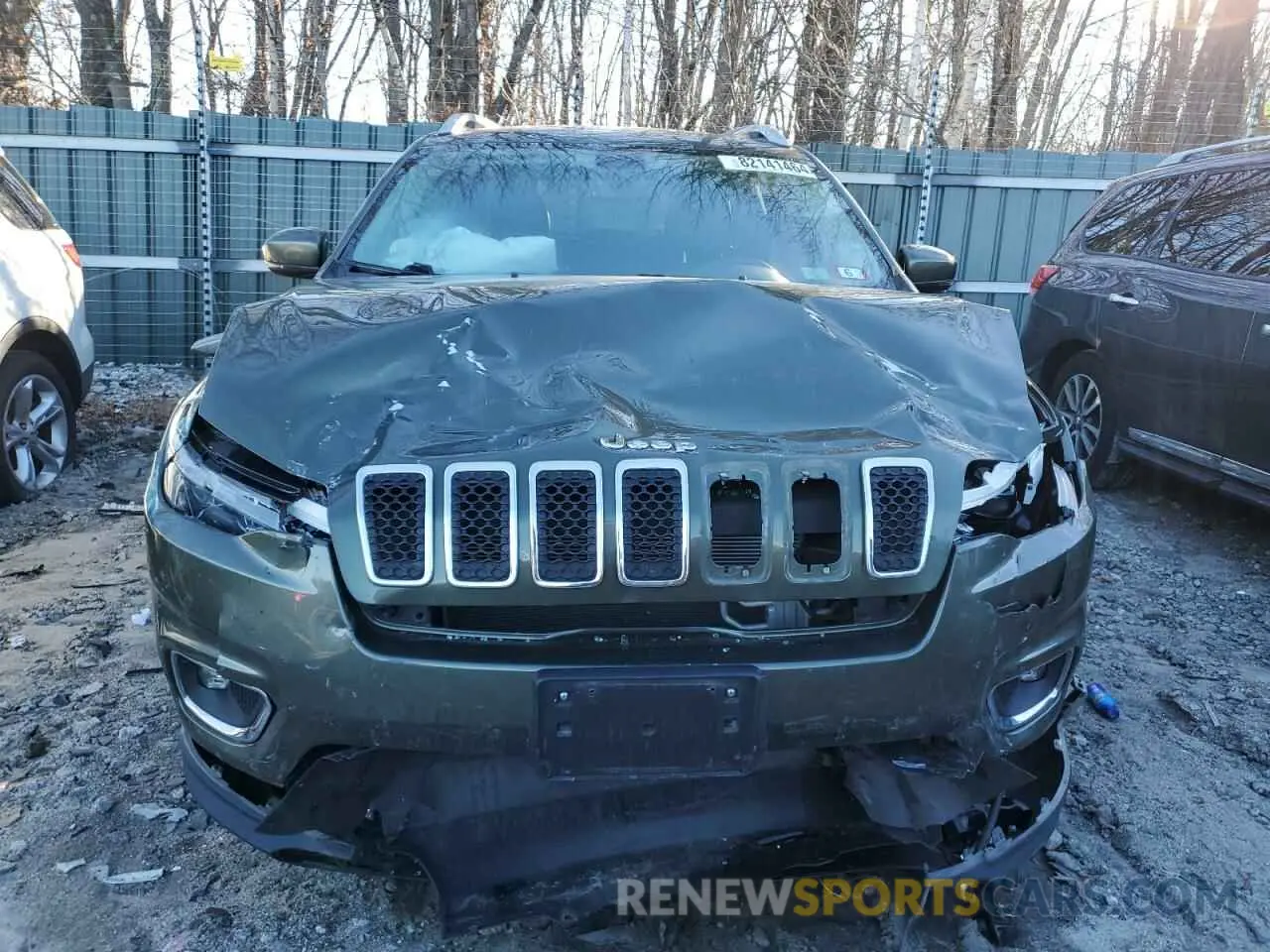 5 Photograph of a damaged car 1C4PJMDX5KD378000 JEEP GRAND CHER 2019
