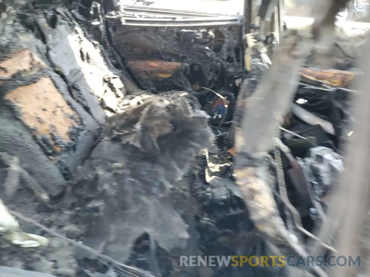 11 Photograph of a damaged car 1C4PJMDX5KD445047 JEEP GRAND CHER 2019