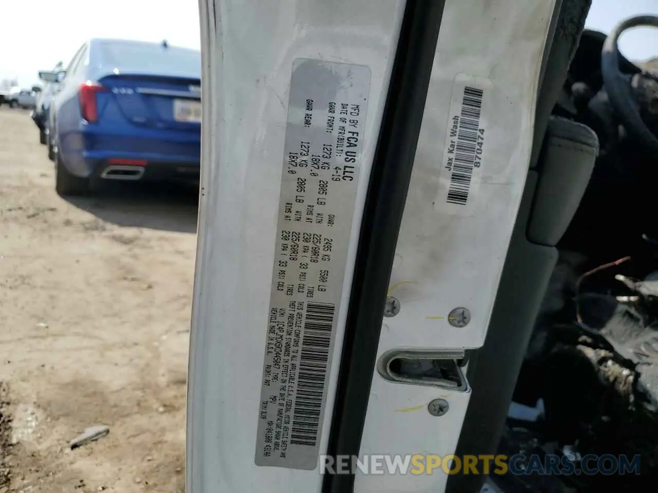 13 Photograph of a damaged car 1C4PJMDX5KD445047 JEEP GRAND CHER 2019