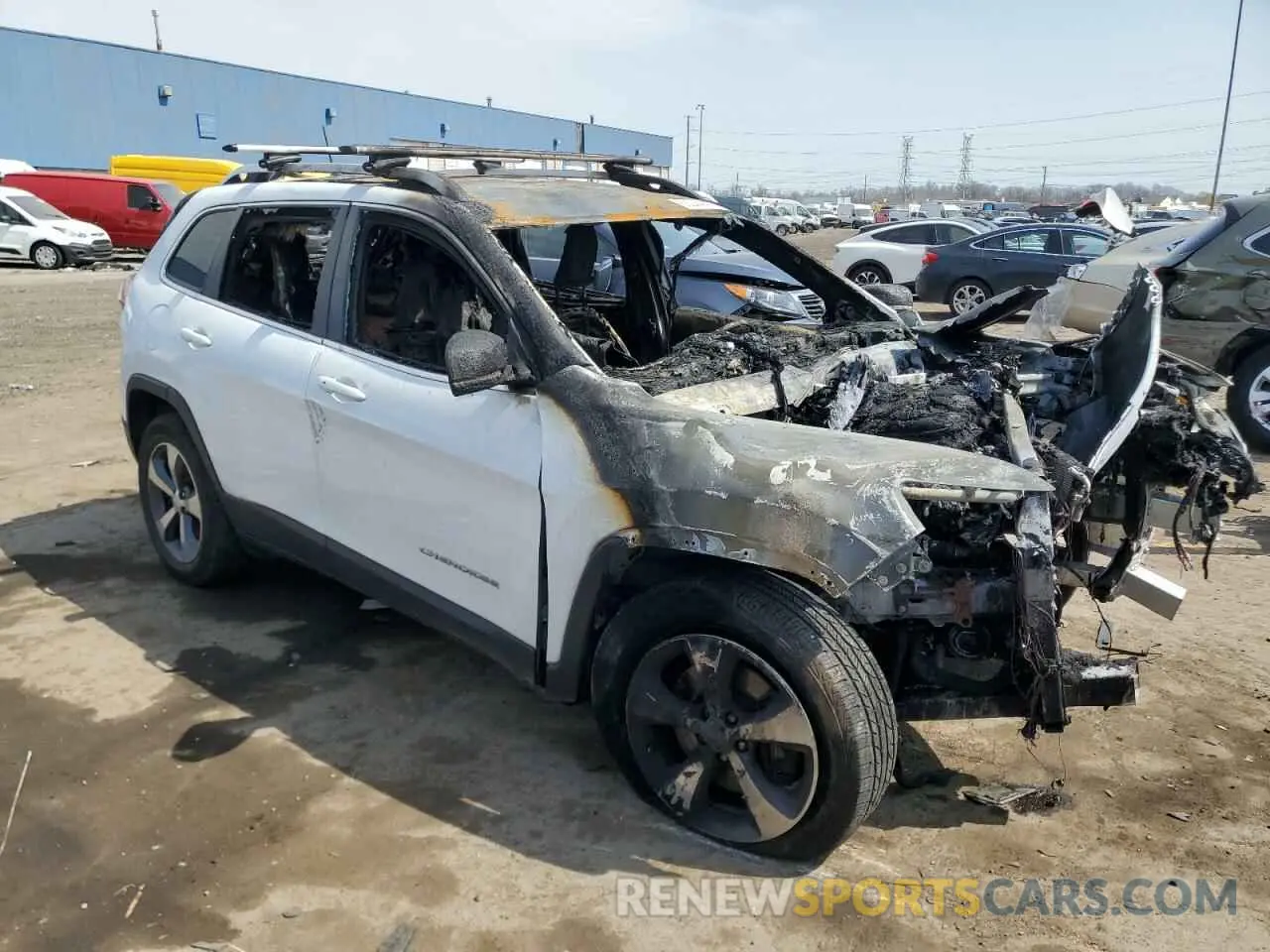 4 Photograph of a damaged car 1C4PJMDX5KD445047 JEEP GRAND CHER 2019