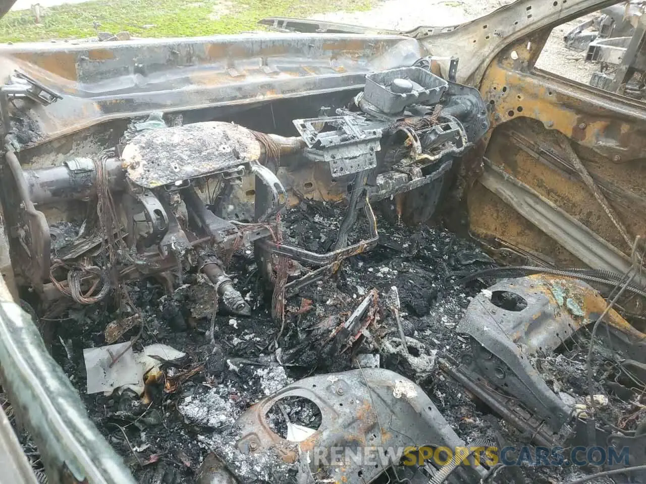 8 Photograph of a damaged car 1C4PJMDX5KD461653 JEEP GRAND CHER 2019