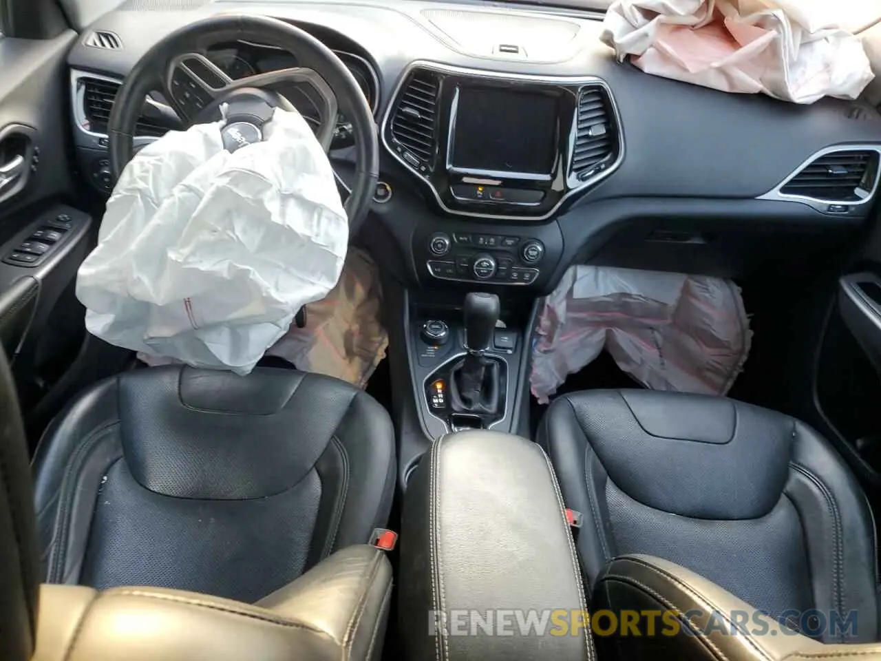 8 Photograph of a damaged car 1C4PJMDX6KD118804 JEEP GRAND CHER 2019