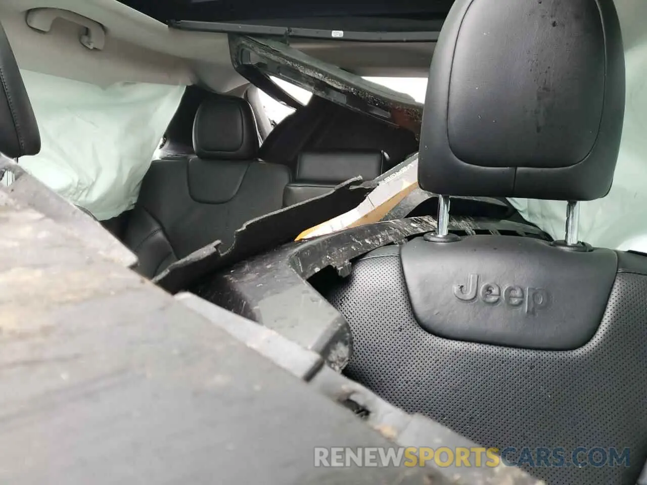 10 Photograph of a damaged car 1C4PJMDX6KD126160 JEEP GRAND CHER 2019