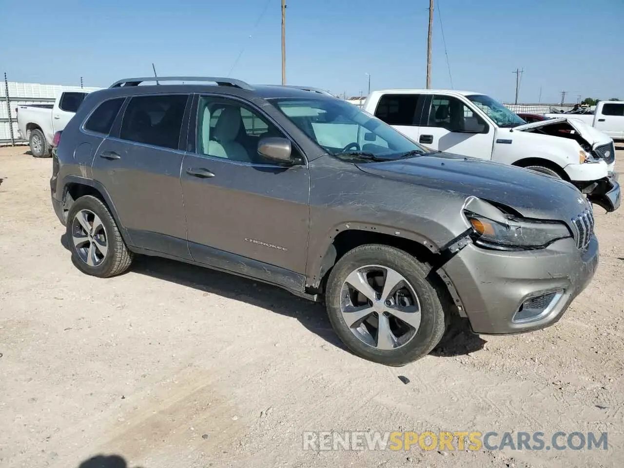 4 Photograph of a damaged car 1C4PJMDX6KD163581 JEEP GRAND CHER 2019
