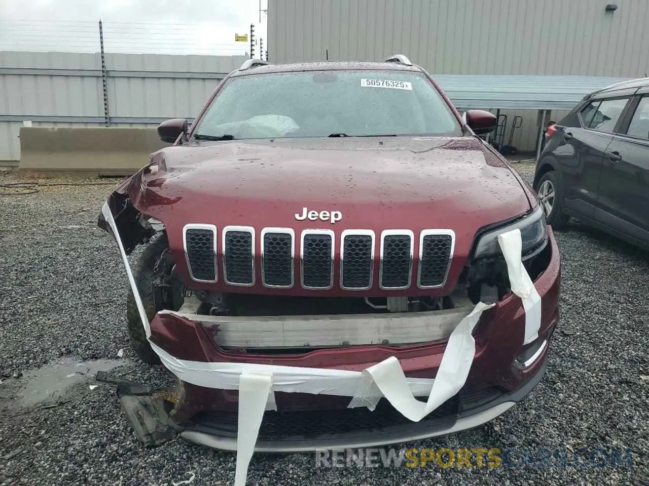 5 Photograph of a damaged car 1C4PJMDX6KD251286 JEEP GRAND CHER 2019