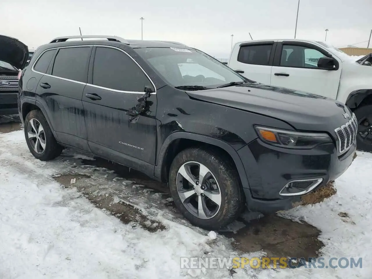 4 Photograph of a damaged car 1C4PJMDX6KD400053 JEEP GRAND CHER 2019