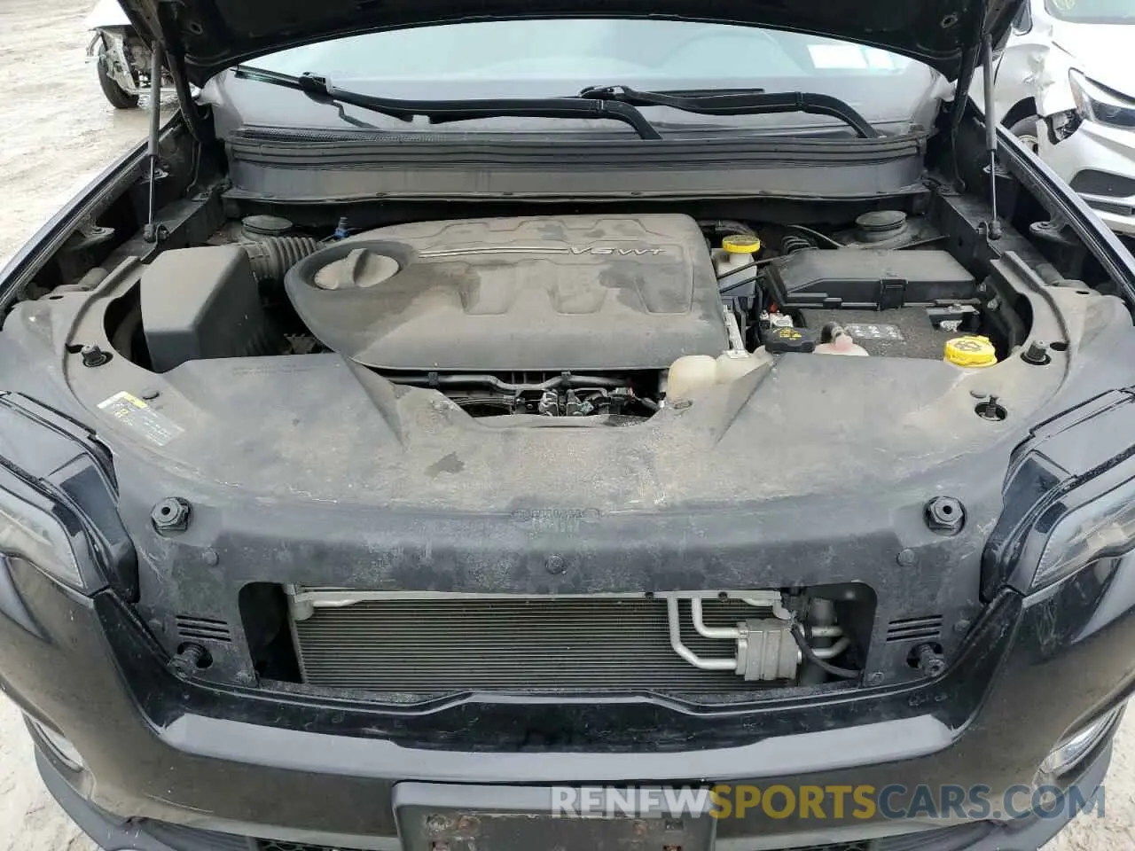 12 Photograph of a damaged car 1C4PJMDX7KD268890 JEEP GRAND CHER 2019