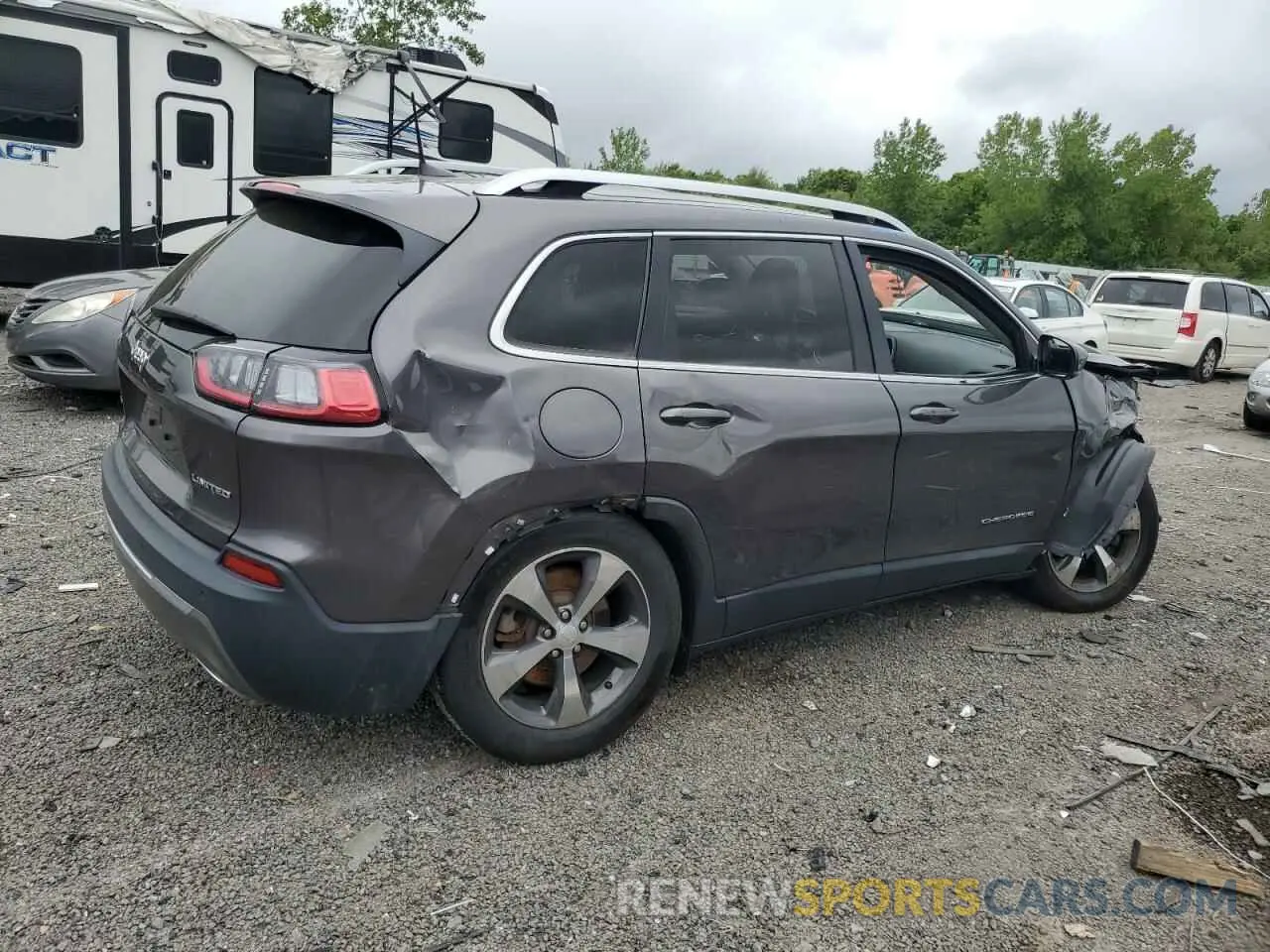 3 Photograph of a damaged car 1C4PJMDX7KD330868 JEEP GRAND CHER 2019