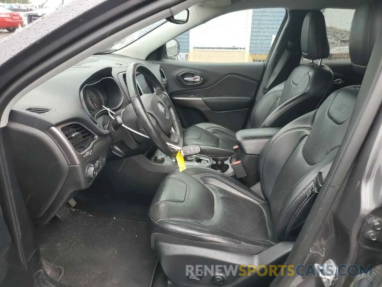 7 Photograph of a damaged car 1C4PJMDX7KD330868 JEEP GRAND CHER 2019