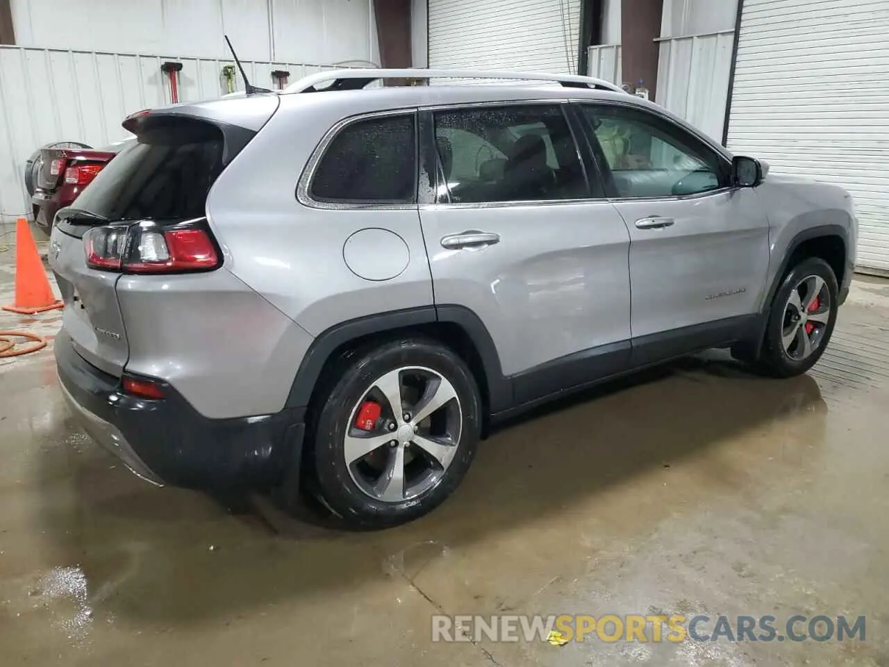 3 Photograph of a damaged car 1C4PJMDX8KD122353 JEEP GRAND CHER 2019