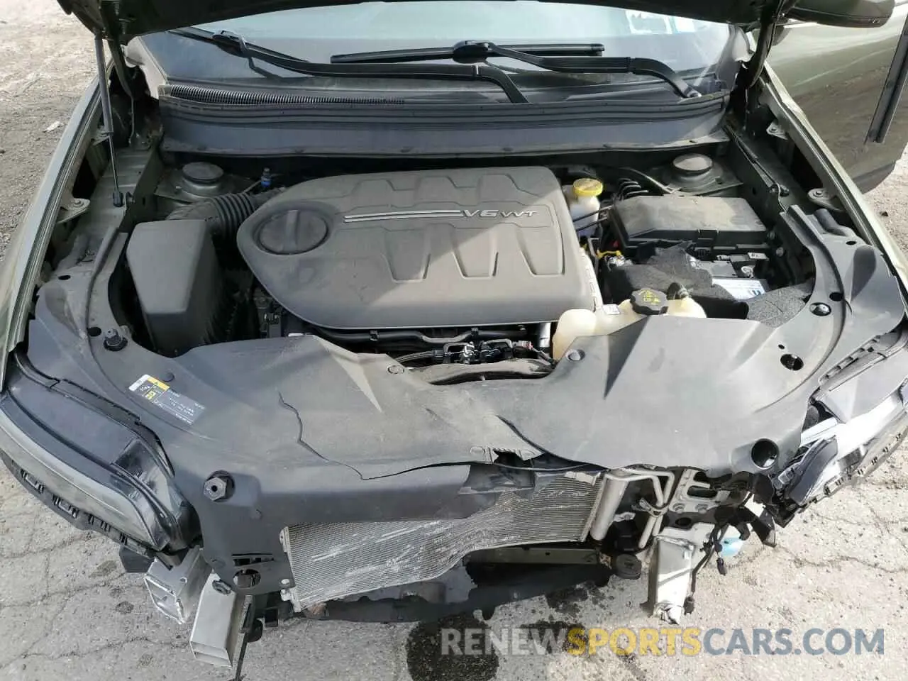 12 Photograph of a damaged car 1C4PJMDX8KD276500 JEEP GRAND CHER 2019