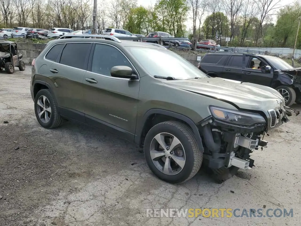 4 Photograph of a damaged car 1C4PJMDX8KD276500 JEEP GRAND CHER 2019