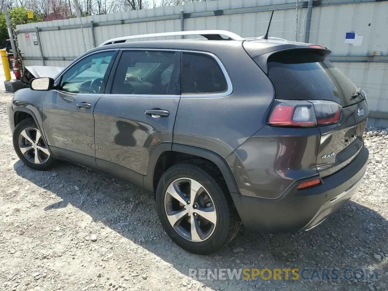 2 Photograph of a damaged car 1C4PJMDX8KD293393 JEEP GRAND CHER 2019