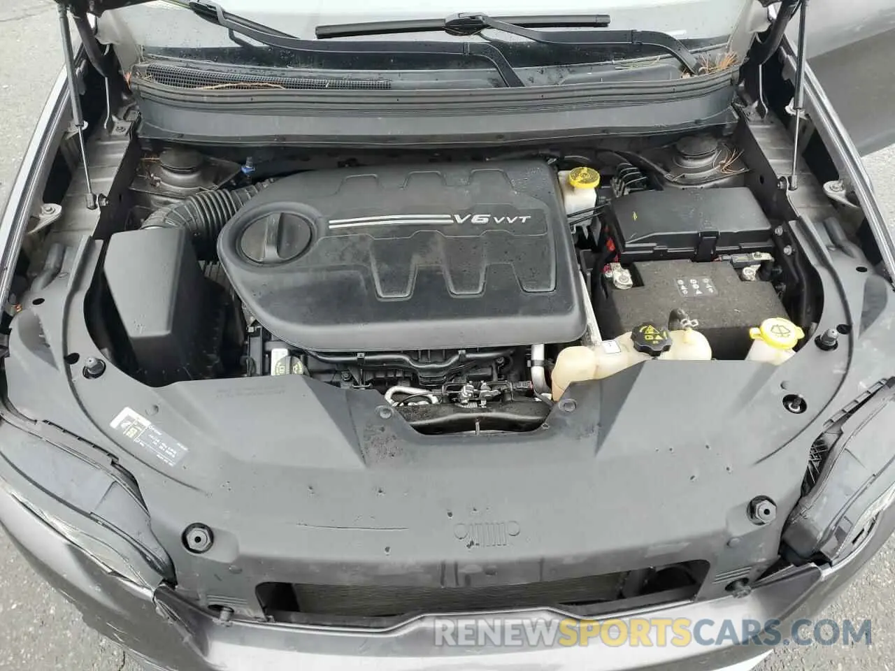 12 Photograph of a damaged car 1C4PJMDX8KD302139 JEEP GRAND CHER 2019