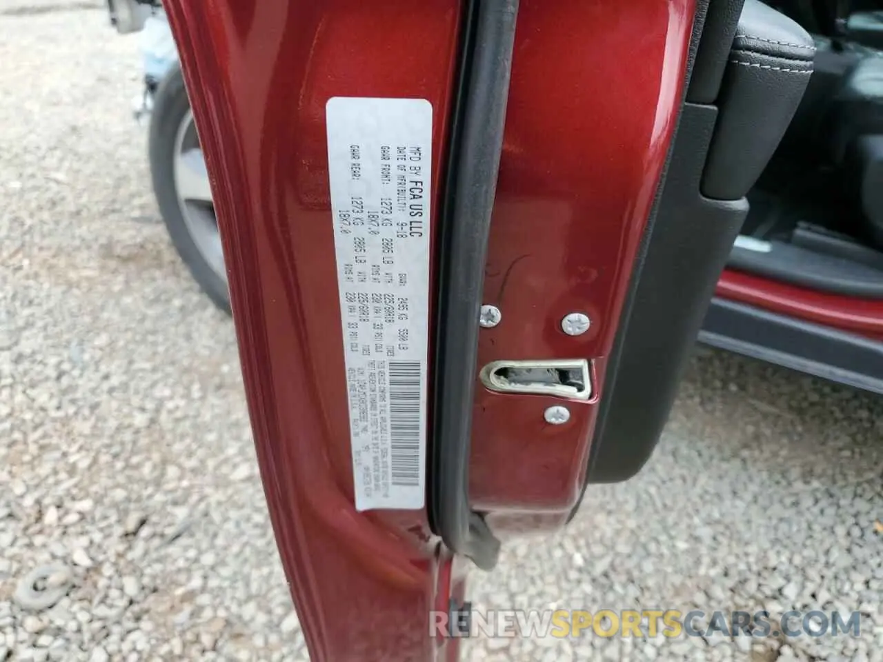 13 Photograph of a damaged car 1C4PJMDX8KD306983 JEEP GRAND CHER 2019