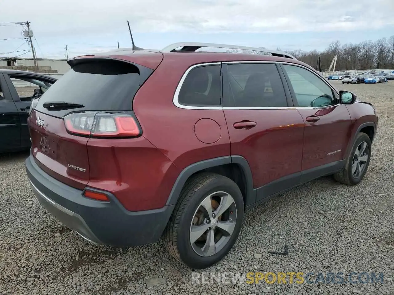 3 Photograph of a damaged car 1C4PJMDX8KD306983 JEEP GRAND CHER 2019