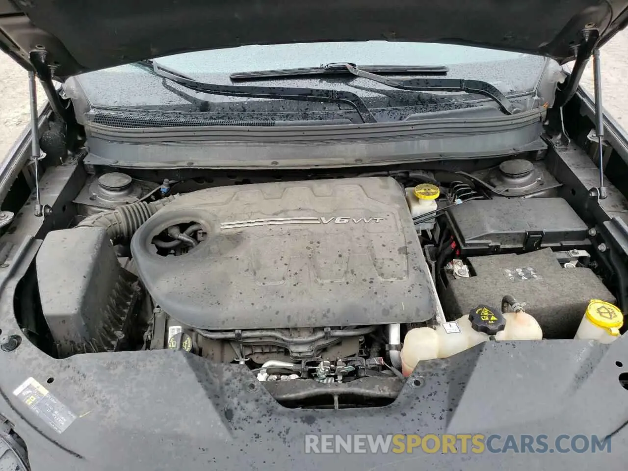12 Photograph of a damaged car 1C4PJMDX8KD309334 JEEP GRAND CHER 2019