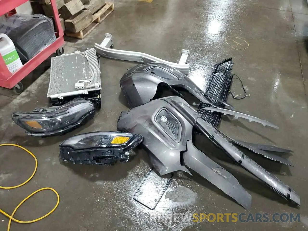 13 Photograph of a damaged car 1C4PJMDX8KD432129 JEEP GRAND CHER 2019