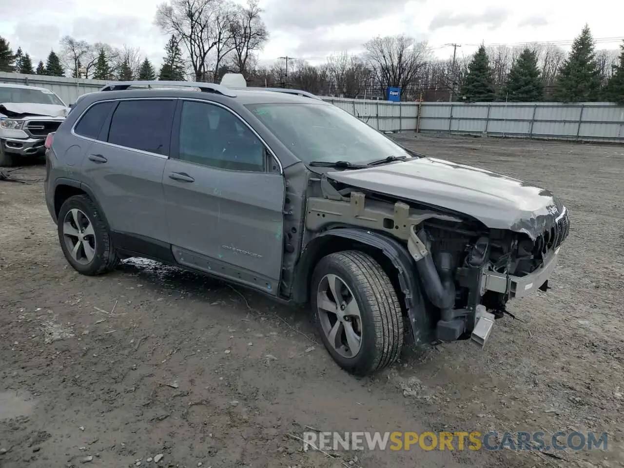 4 Photograph of a damaged car 1C4PJMDX8KD435614 JEEP GRAND CHER 2019
