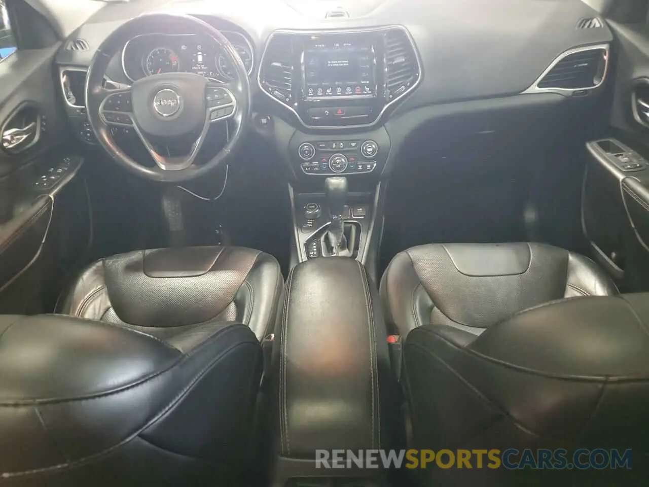 8 Photograph of a damaged car 1C4PJMDX8KD456740 JEEP GRAND CHER 2019