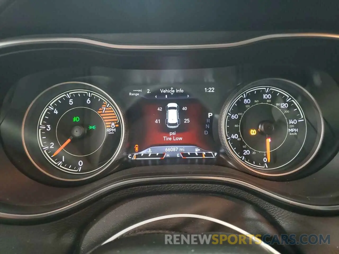 9 Photograph of a damaged car 1C4PJMDX8KD456740 JEEP GRAND CHER 2019