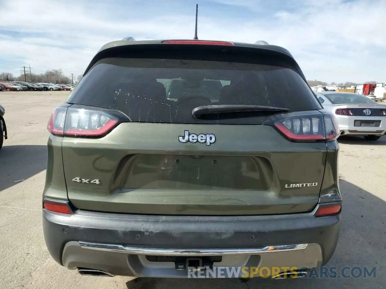 6 Photograph of a damaged car 1C4PJMDX9KD107554 JEEP GRAND CHER 2019