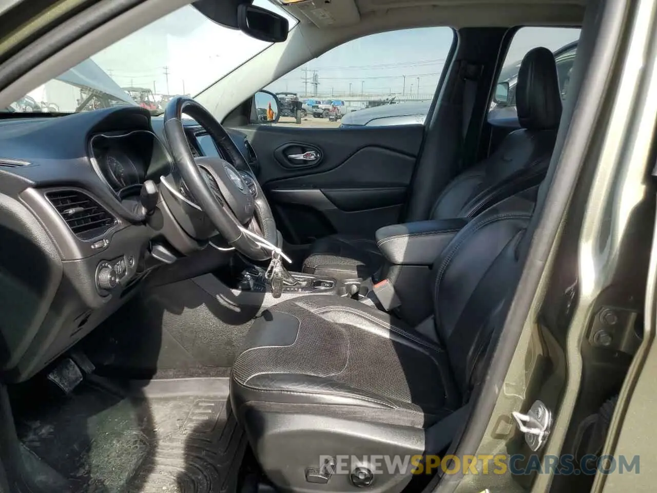 7 Photograph of a damaged car 1C4PJMDX9KD107554 JEEP GRAND CHER 2019