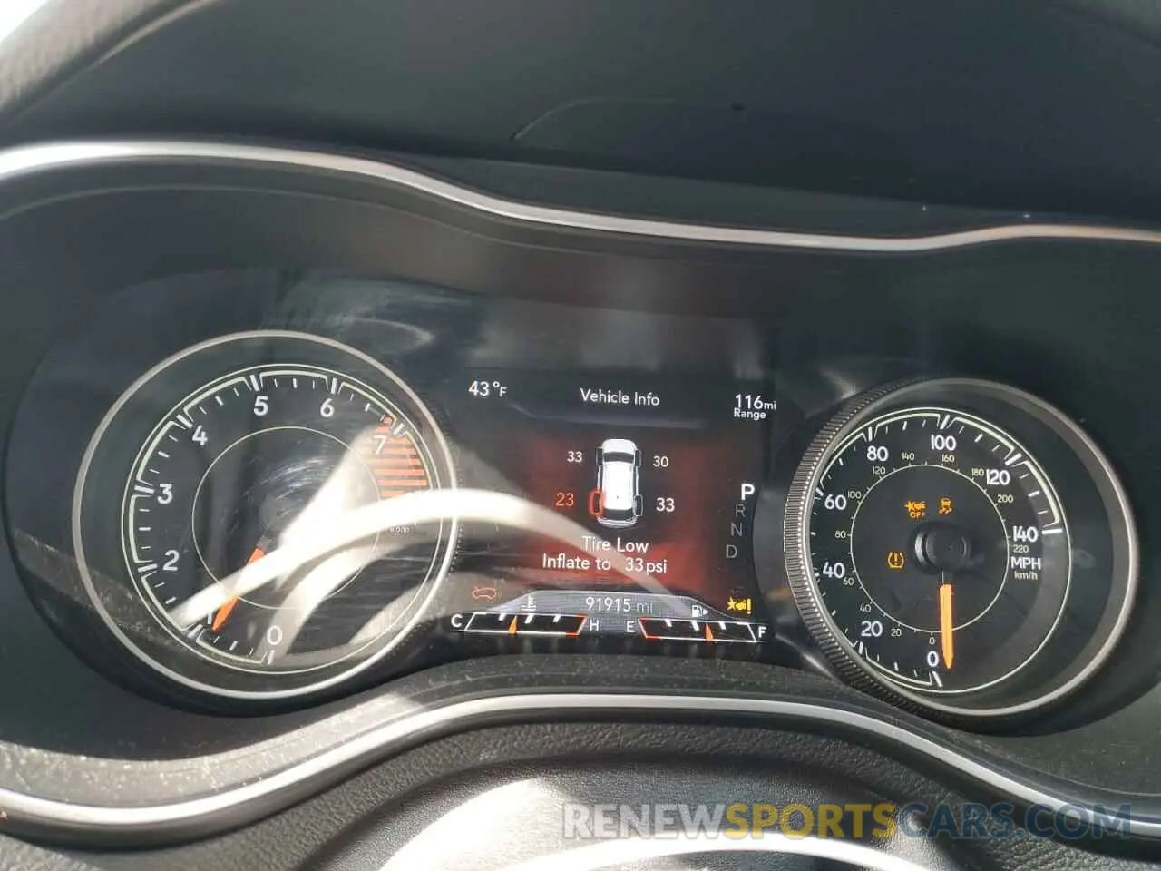 9 Photograph of a damaged car 1C4PJMDX9KD107554 JEEP GRAND CHER 2019