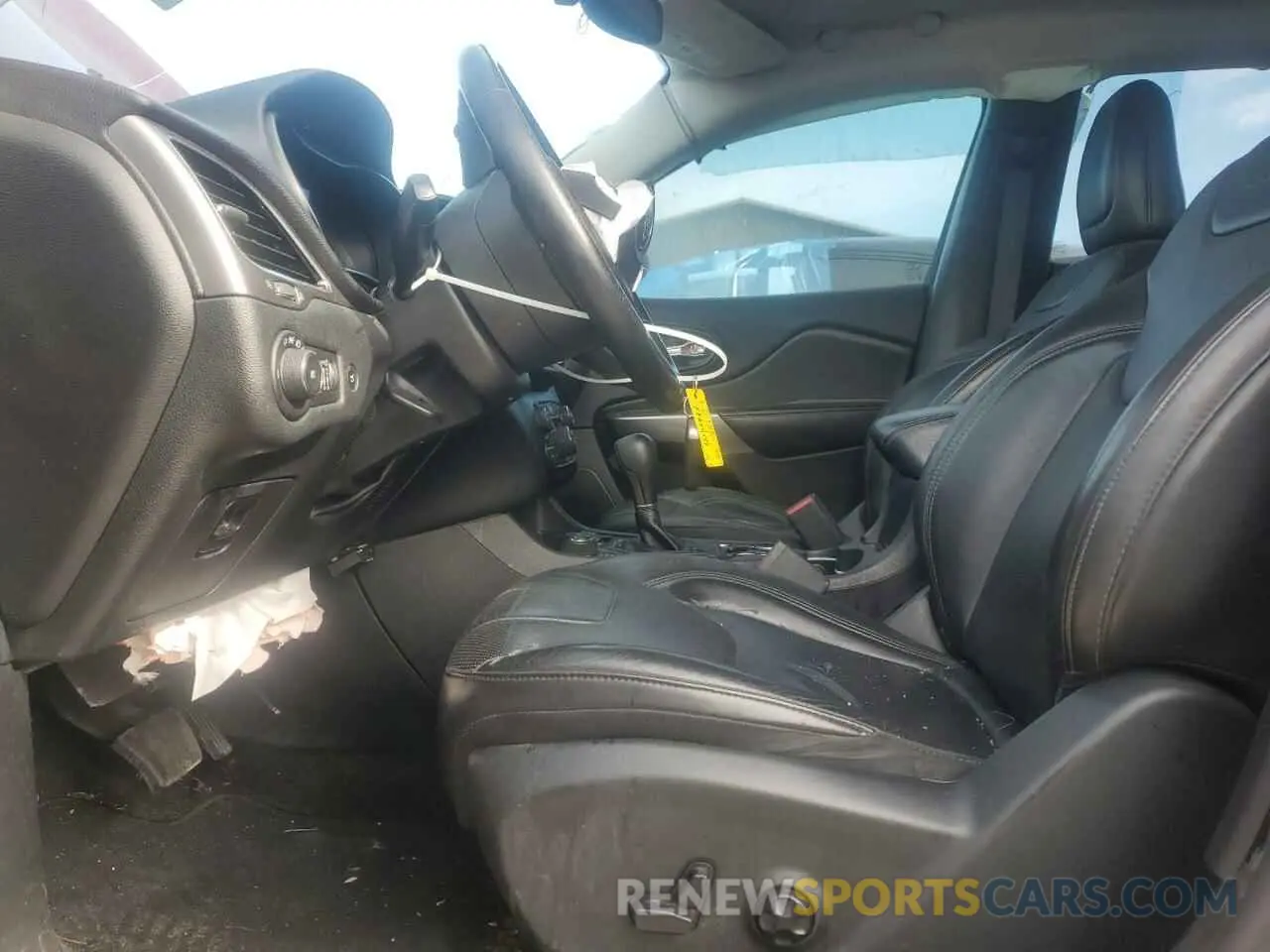 7 Photograph of a damaged car 1C4PJMDX9KD121874 JEEP GRAND CHER 2019